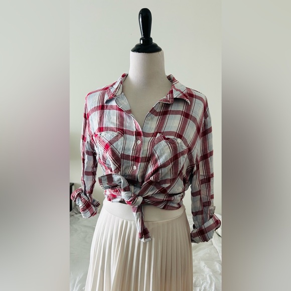 Sanctuary Tops - Sanctuary L Red light blue and White Plaid Button-Up rayon casual  Shirt